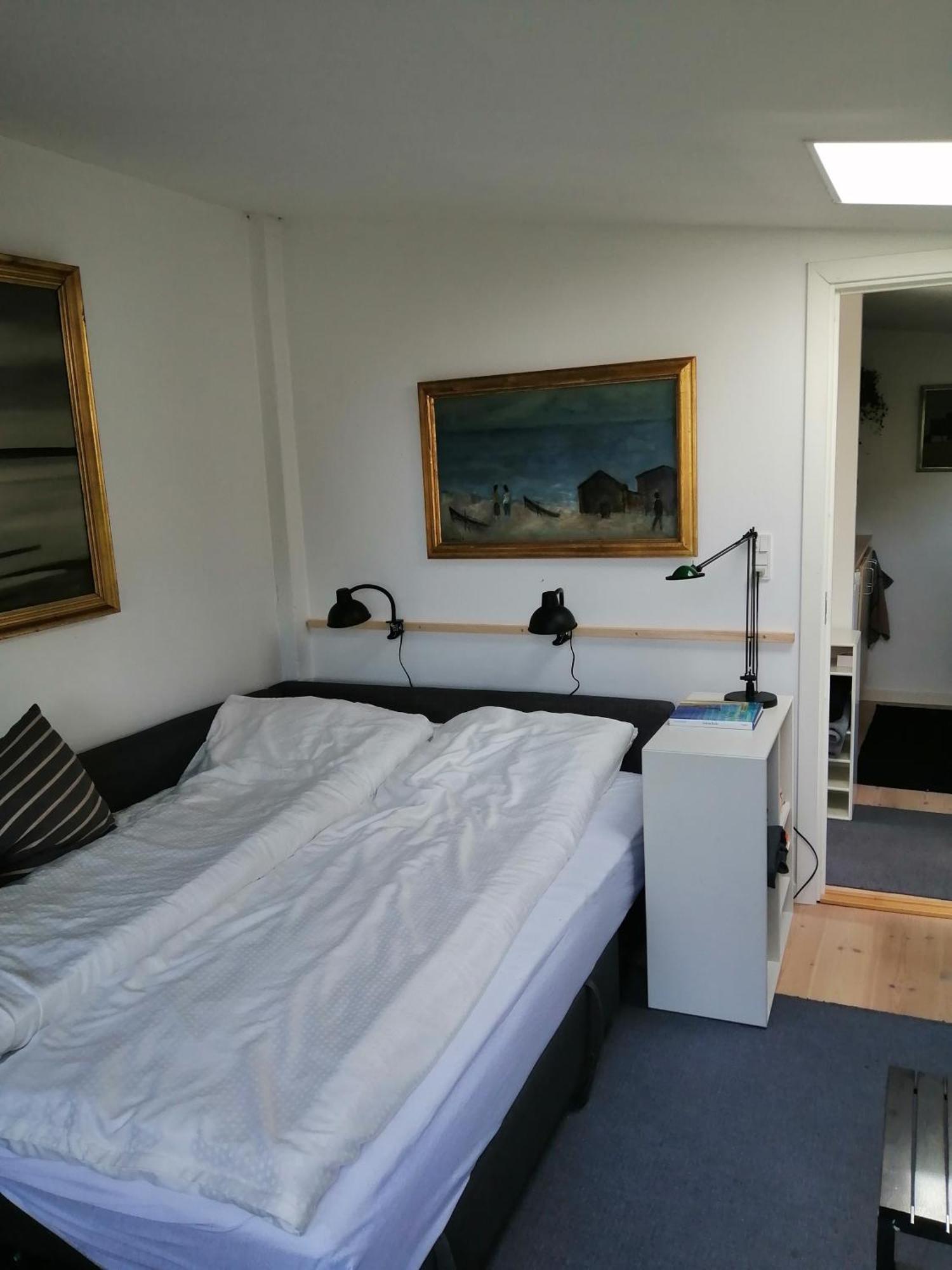 Minihus Til Havn, Strand, Vand Og By I Holiday home